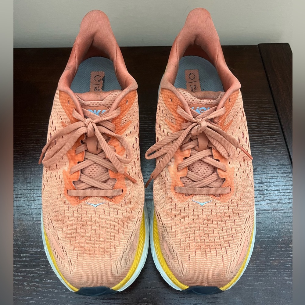 HOKA Women's Peach One One Clifton 8 Running Shoes size 9B